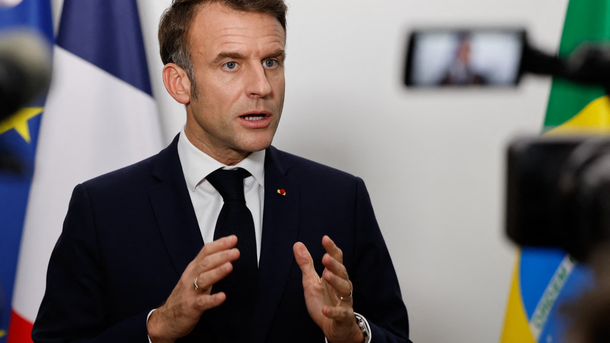 La France en feu : l&rsquo;effondrement économique sous Macron