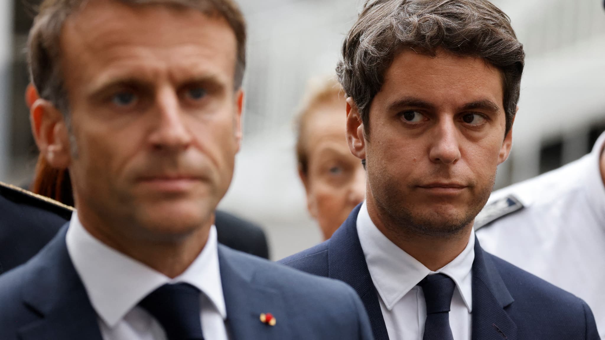 Le Retour des Ténèbres Postponé : Un Déclin Évident de la Politique Macron